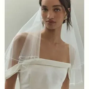 BHLDN | Accessories | Bhldn Ivory Pearltrimmed Veil | Poshmark display picture 2